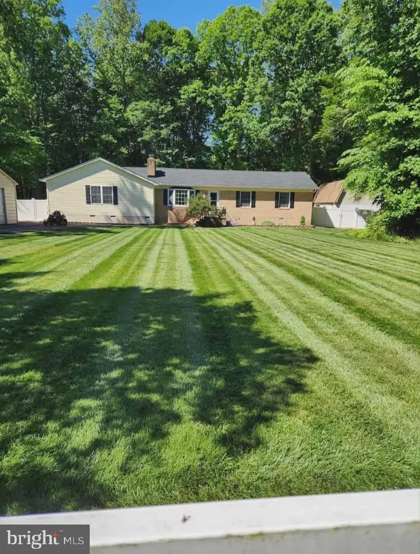37441 E Lakeland Dr, Mechanicsville, MD 20659 - Image #2