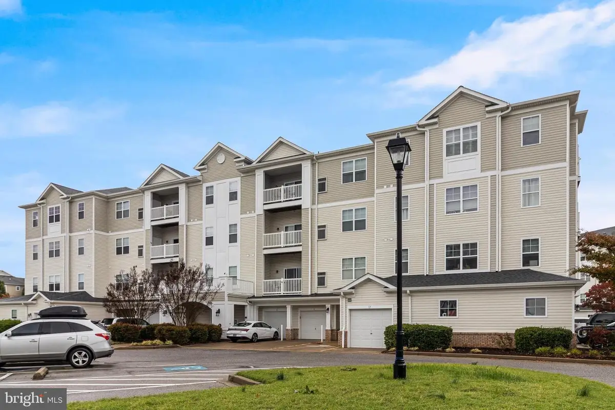 23560 F D R Blvd #204, California, MD 20619 - Image #1