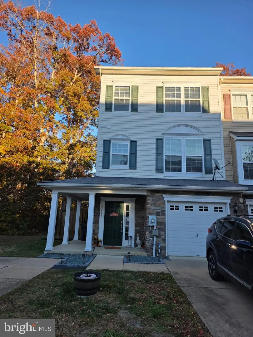 45568 Catalina Ln, California, MD 20619 - Image #1