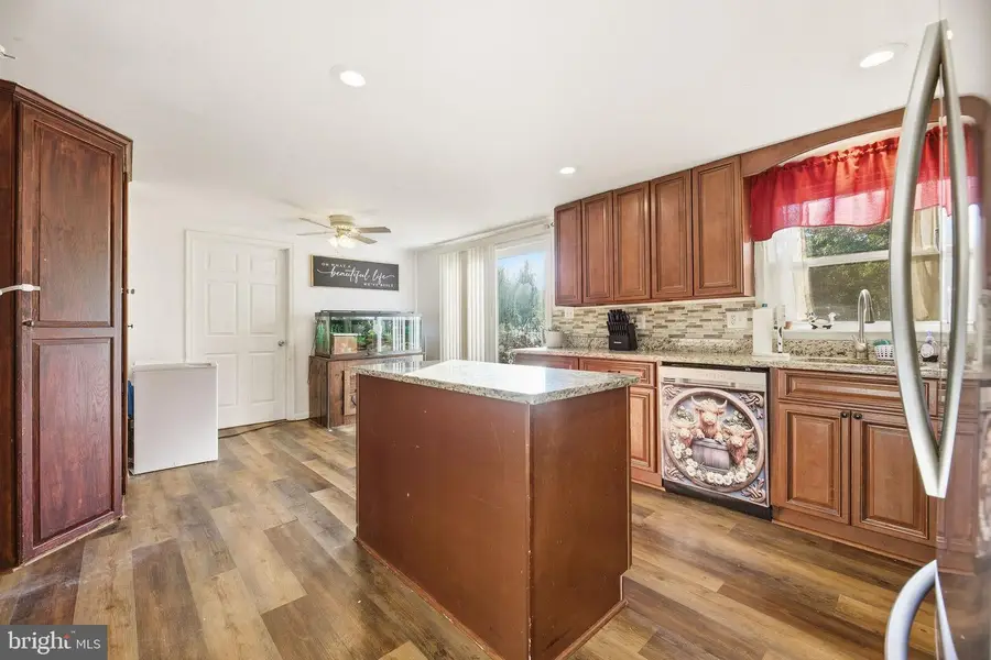 21445 Williams Dr, Lexington Park, MD 20653 - Image #3