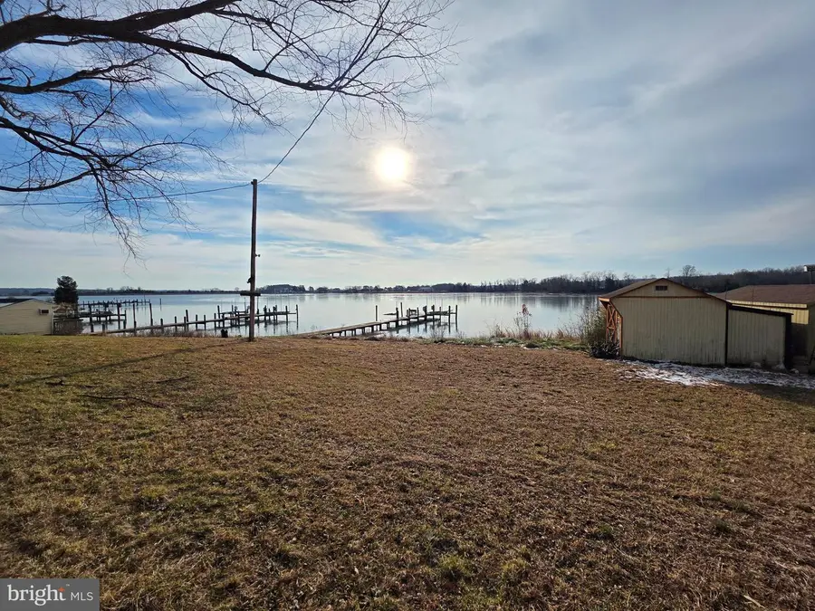 40265 Beach Dr, Mechanicsville, MD 20659 - Image #2