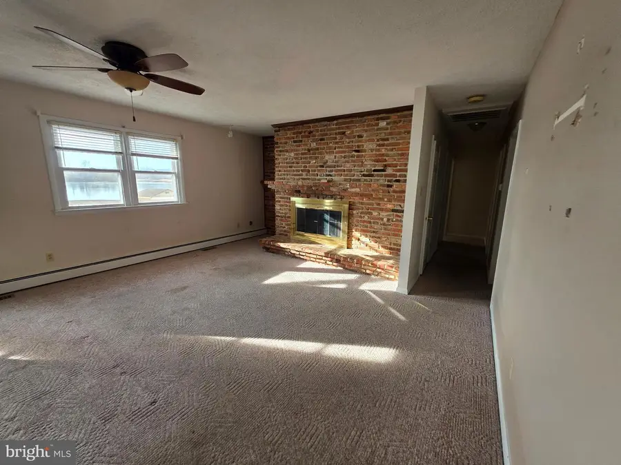 40265 Beach Dr, Mechanicsville, MD 20659 - Image #3