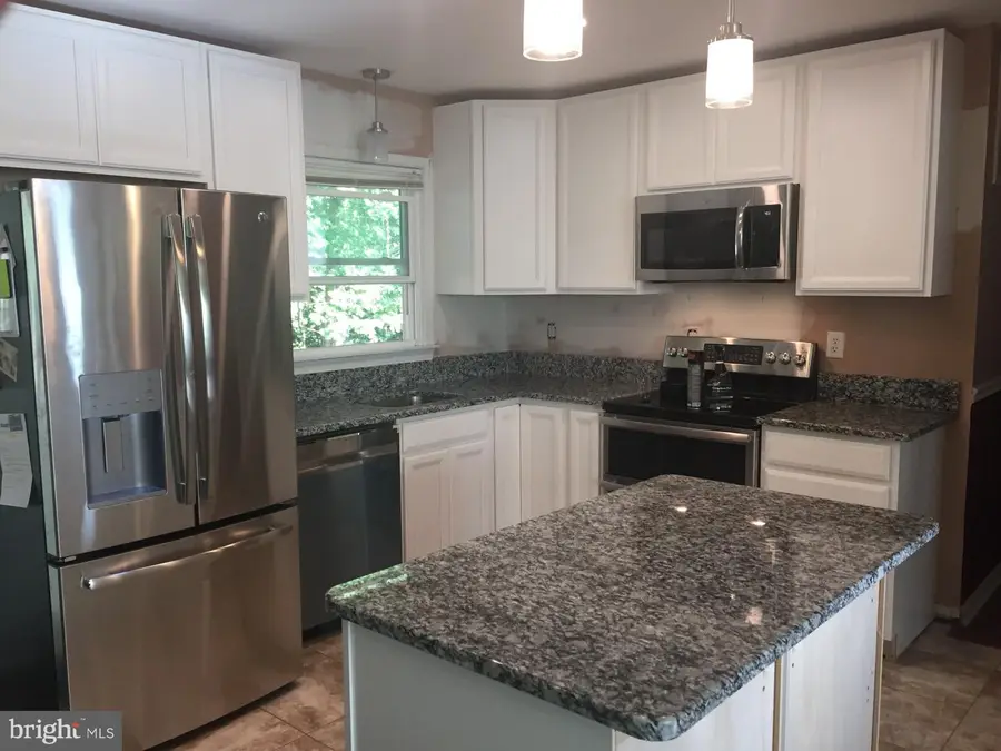 26596 Yowaiski Mill Rd, Mechanicsville, MD 20659 - Image #2