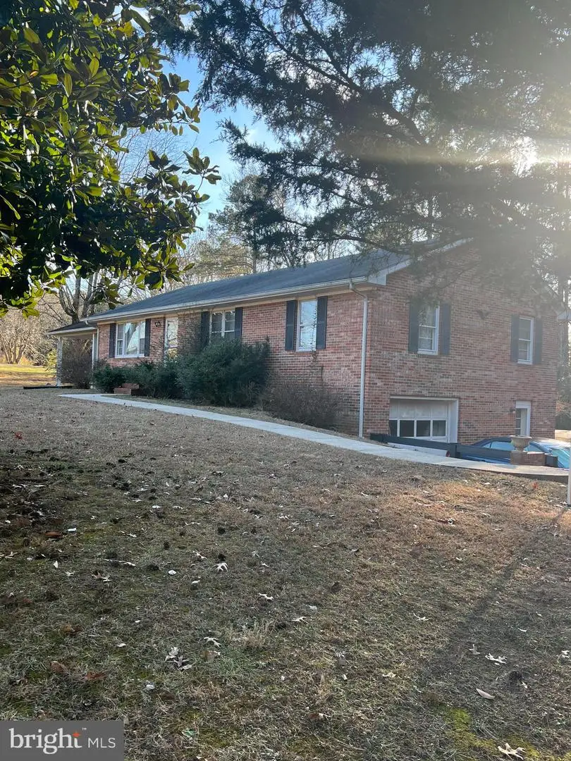 43641 Redmond Rd, Leonardtown, MD 20650 - #1