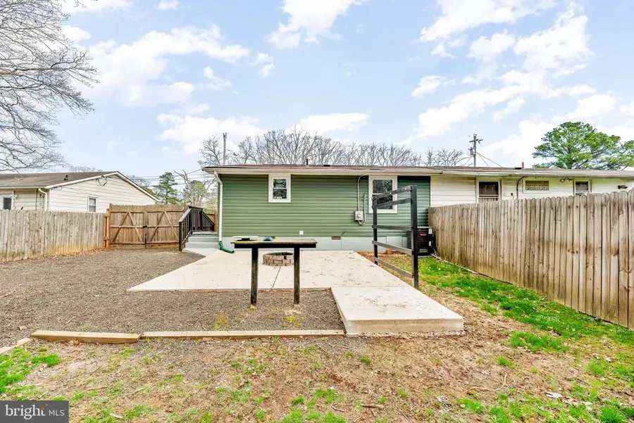 47449 Southampton Dr, Lexington Park, MD 20653 - #2