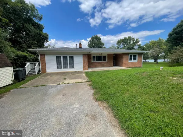 36026 Bay Dr, CHAPTICO, MD 20621