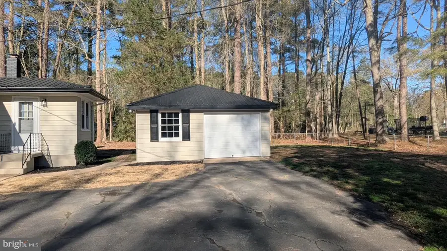 29911 Woodland Cir, Mechanicsville, MD 20659 - #2