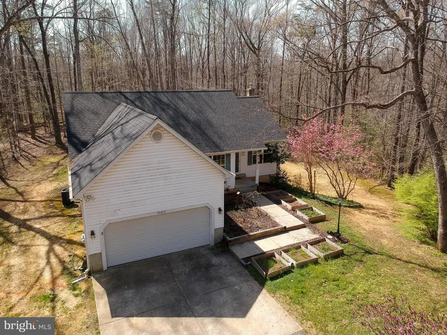 26833 Erin Dr, Mechanicsville, MD 20659 - #2