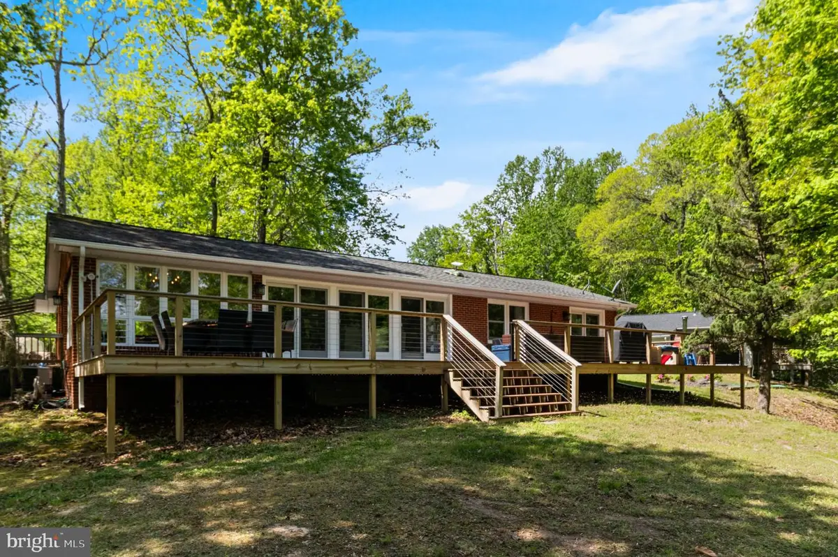 43671 Sunny Ridge Ln, Hollywood, MD 20636 - #1