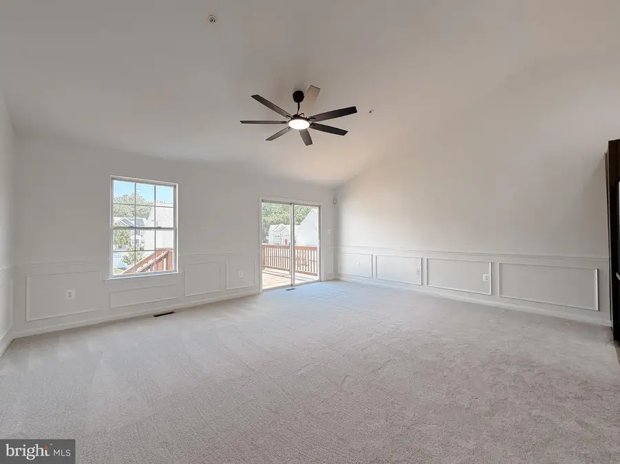 21096 Lizson Ct, California, MD 20619 - #2