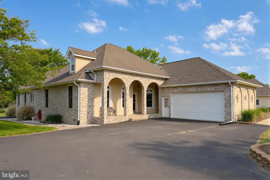 21045 Oakland Hall Rd, Avenue, MD 20609 - #3