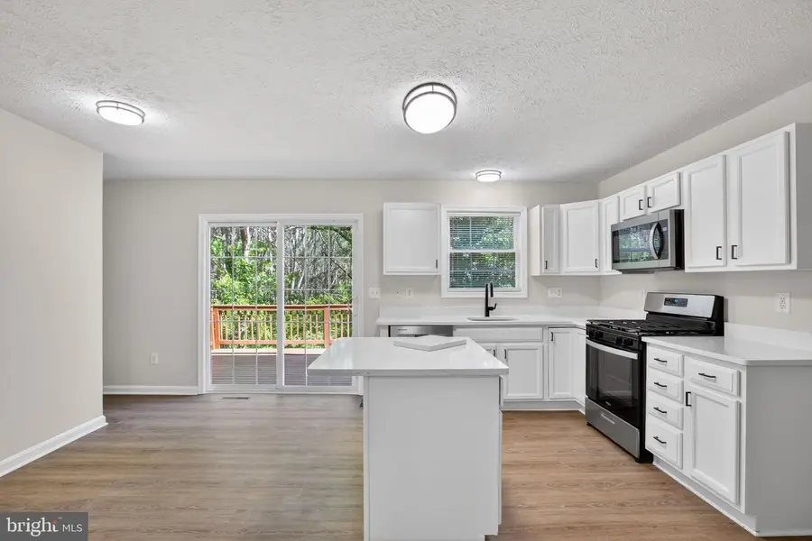 21493 Hillary Ct, Lexington Park, MD 20653 - #3