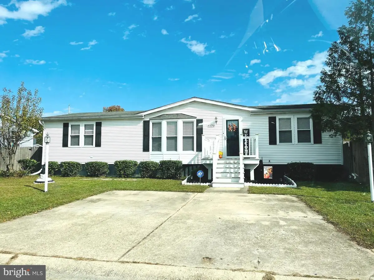 45856 N Poteat Ct, California, MD 20619 - #1