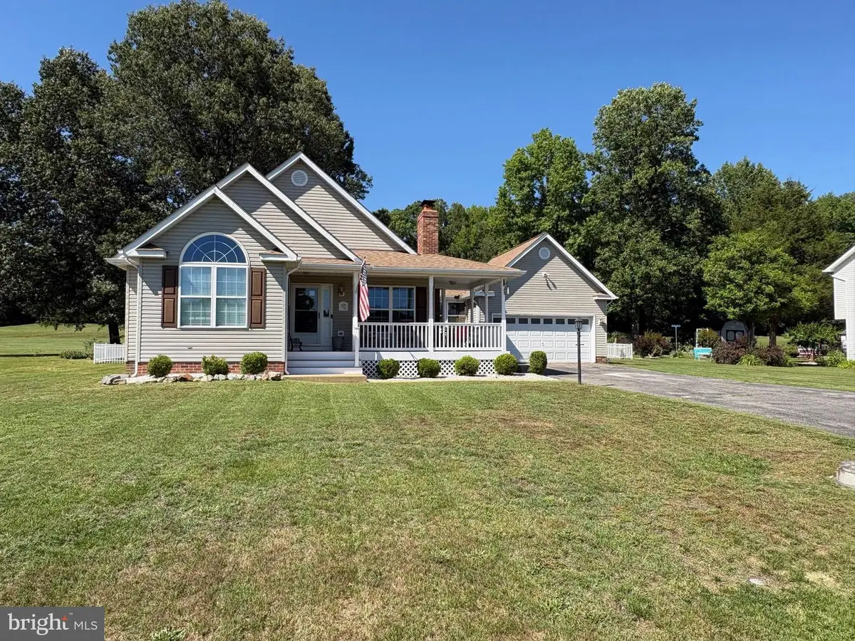 35566 Golf Course Dr, Mechanicsville, MD 20659 - #1