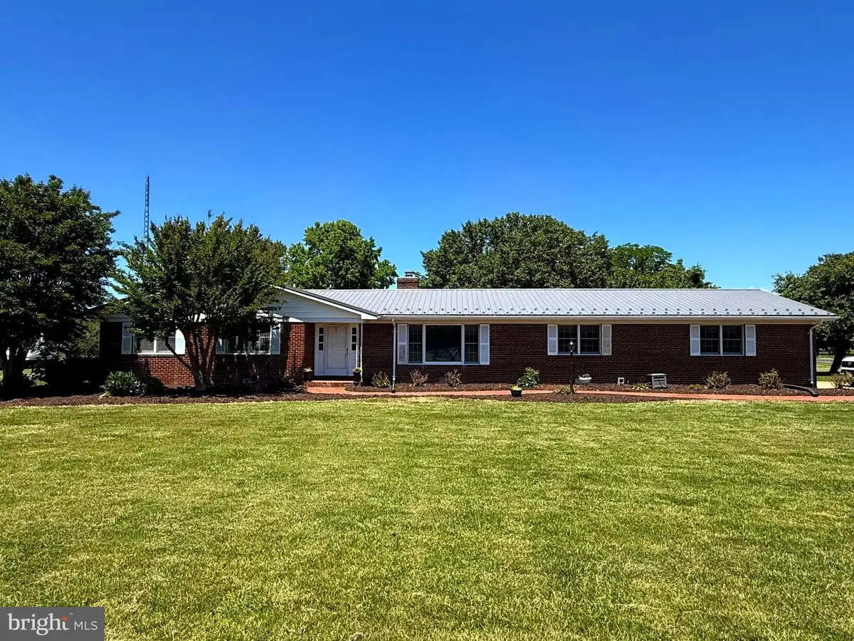 17041 Circle Ln, Dameron, MD 20628 - #1