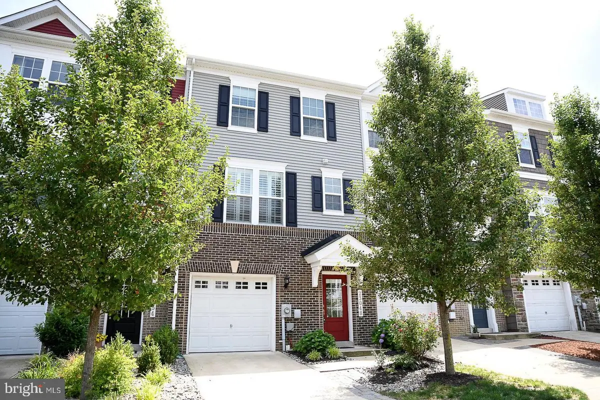 23048 Mountain Laurel Ln, California, MD 20619 - #1