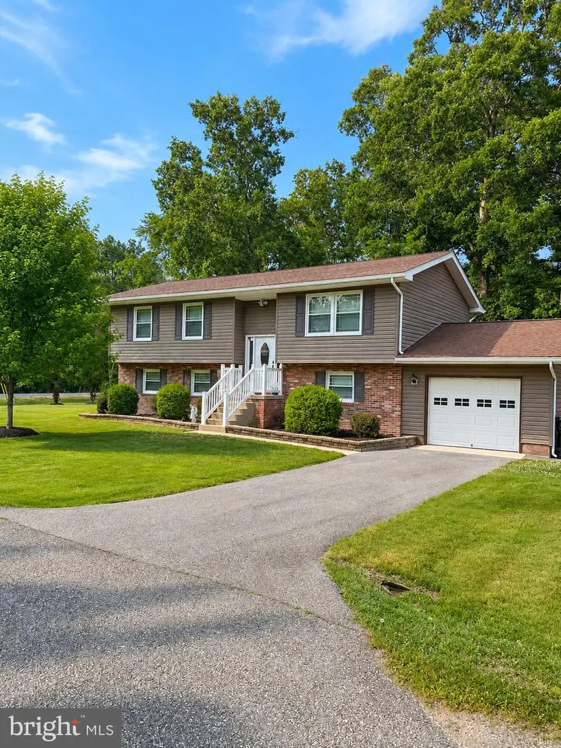 21700 Endeavor St, Lexington Park, MD 20653 - #1
