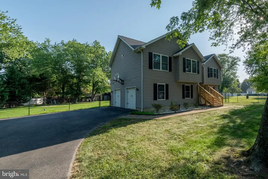 29734 Allen Rd, Mechanicsville, MD 20659 - #2