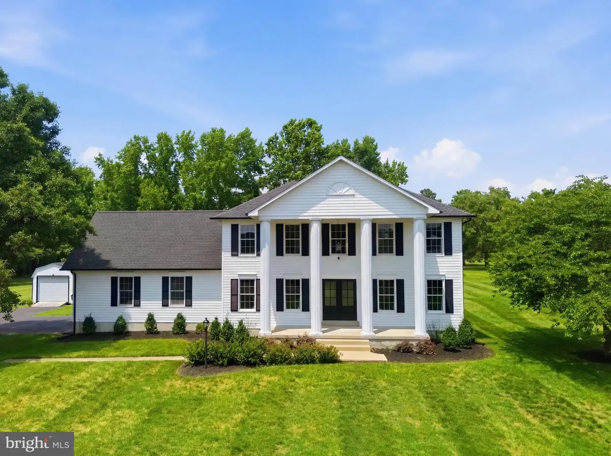 20665 Golden Thompson Rd, Avenue, MD 20609 - #1