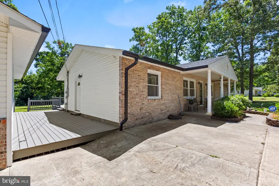 22508 Old Rolling Rd, California, MD 20619 - #2