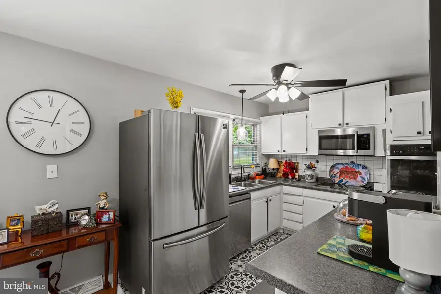 22508 Old Rolling Rd, California, MD 20619 - #3