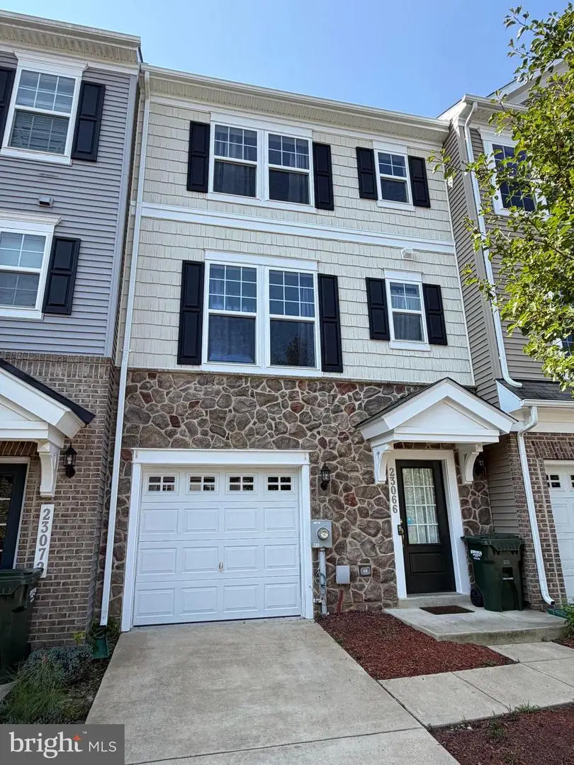 23066 Mountain Laurel Ln, California, MD 20619 - #1