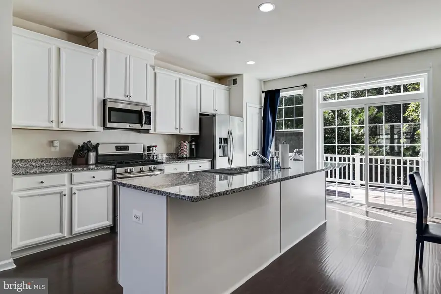 23066 Mountain Laurel Ln, California, MD 20619 - #2