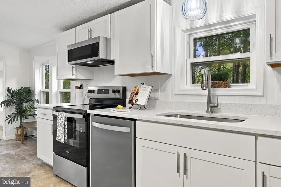 44971 Shore Dr, Tall Timbers, MD 20690 - #2