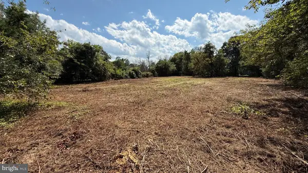 Lake Drive, VALLEY LEE, MD 20692