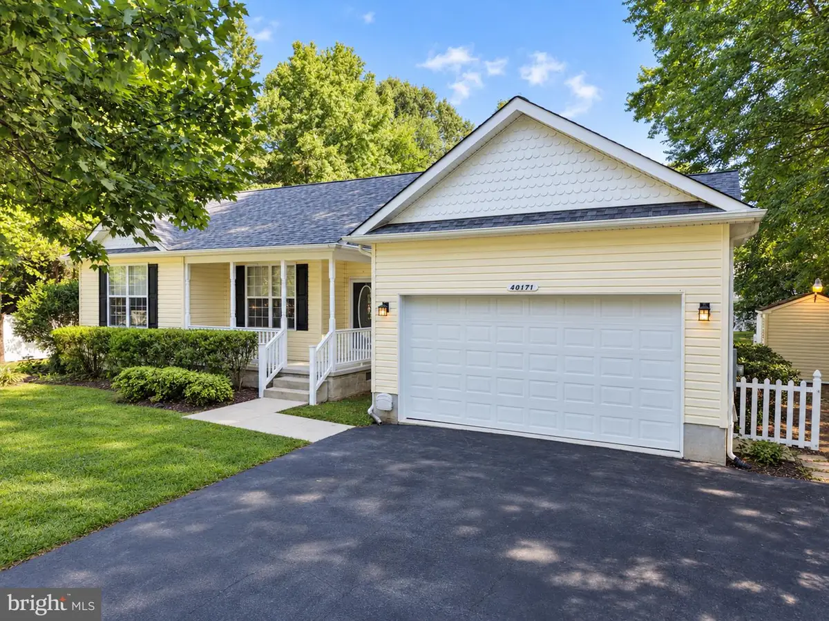 40171 Waterview Dr, Mechanicsville, MD 20659 - #1
