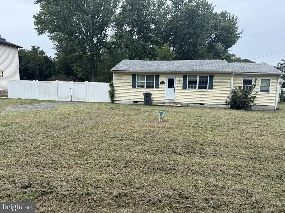 40327 Dockser Dr, Mechanicsville, MD 20659 - #1