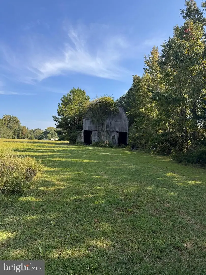 20920 Colton Point Rd, Coltons Point, MD 20626 - #2