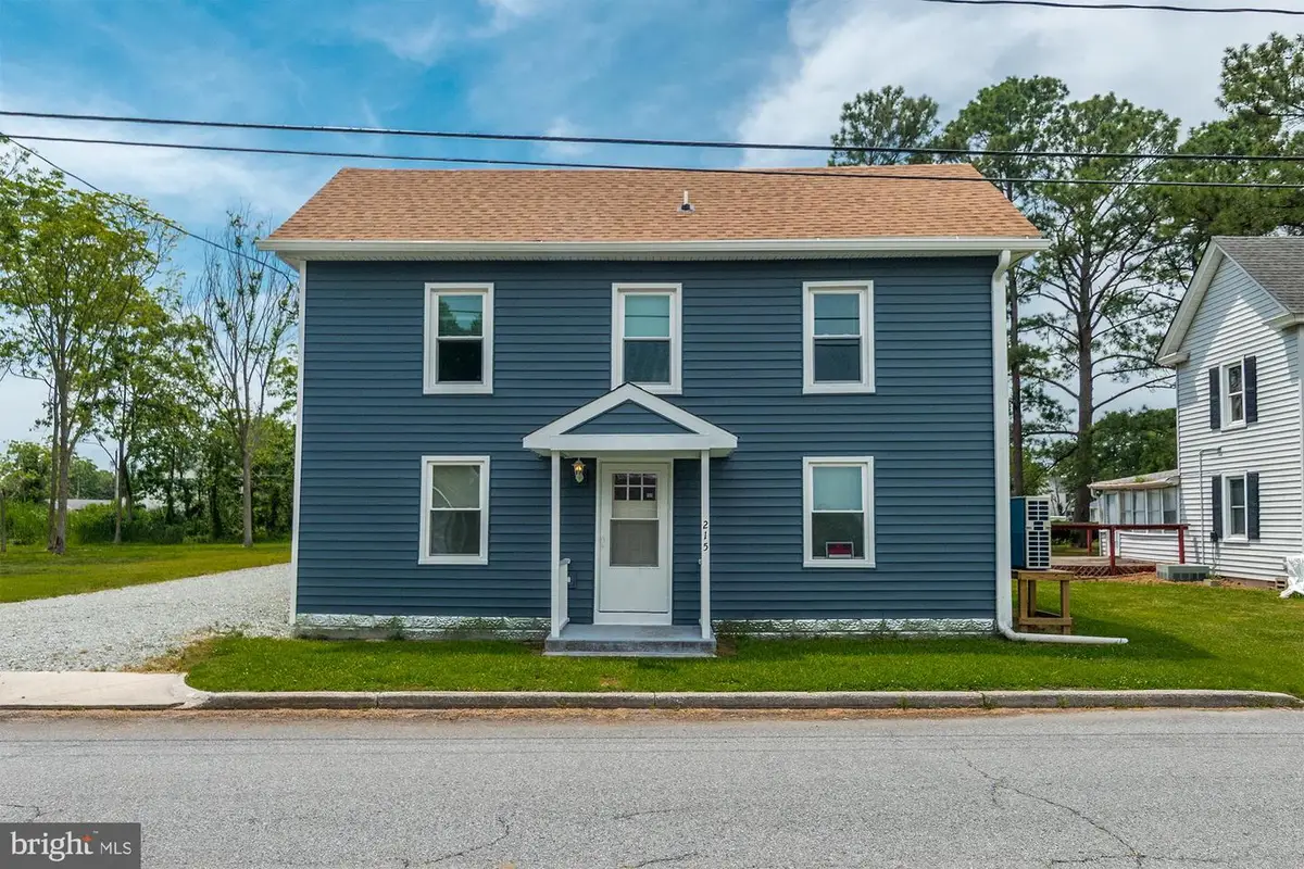 215 N 1st St, Crisfield, MD 21817 - #1