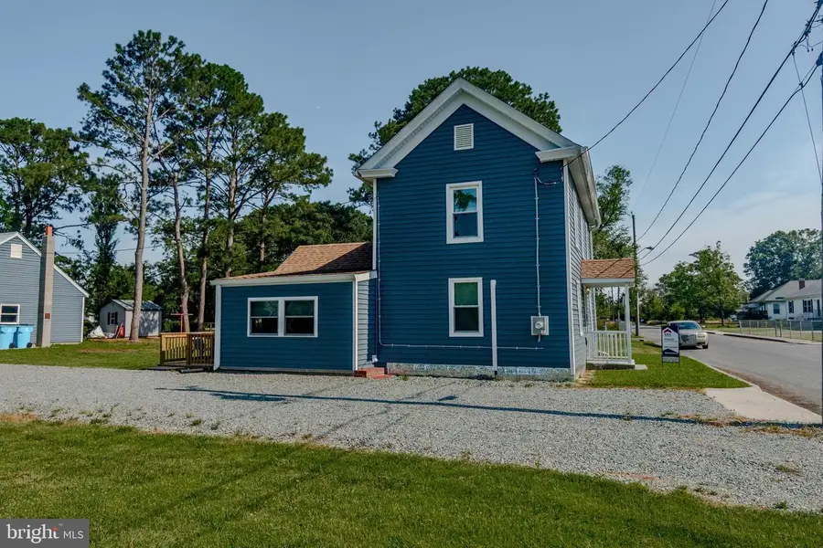 215 N 1st St, Crisfield, MD 21817 - #2