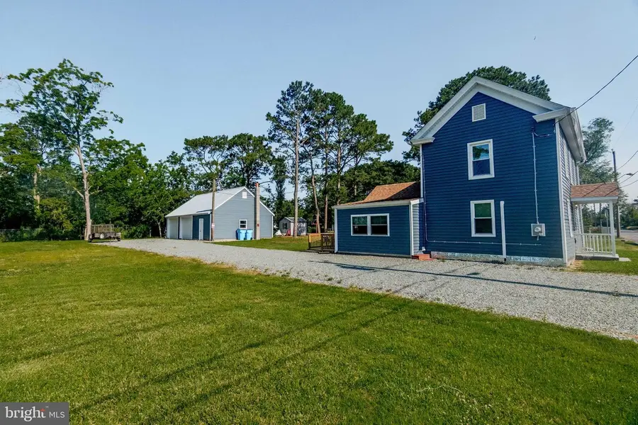 215 N 1st St, Crisfield, MD 21817 - #3