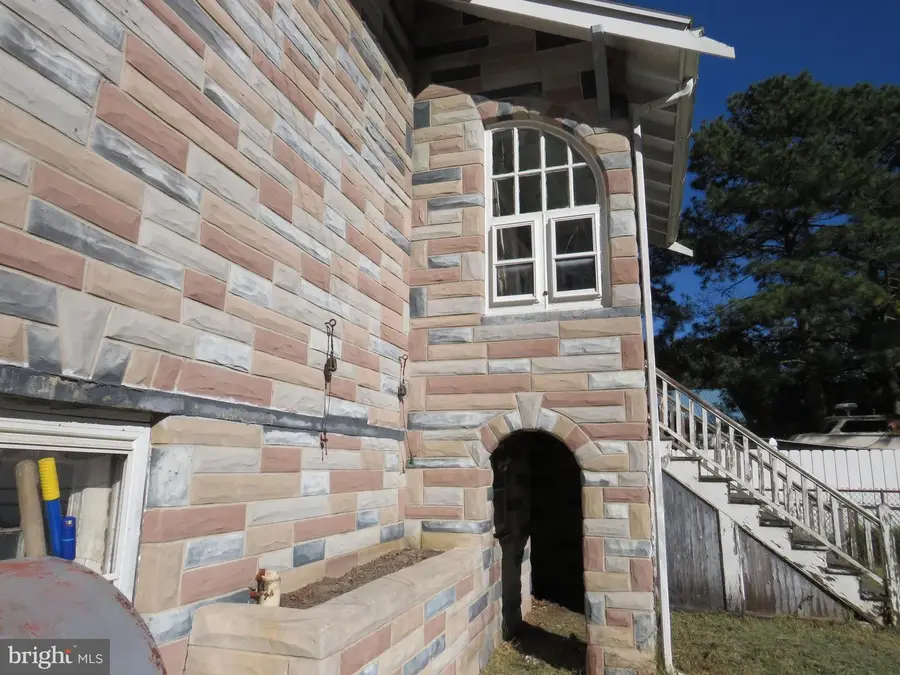 16 E Chesapeake Ave, Crisfield, MD 21817 - Image #3