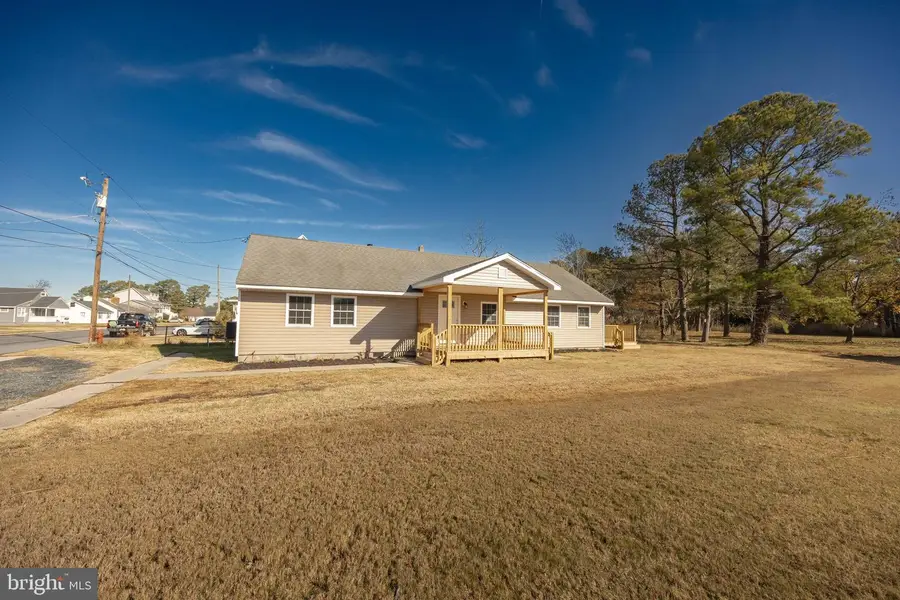 18 Wynfall Ave, Crisfield, MD 21817 - Image #2