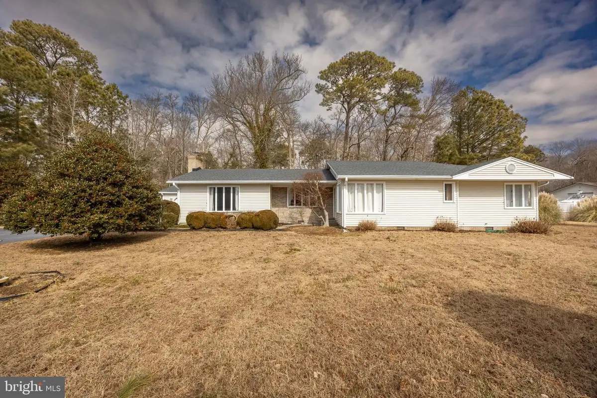 4421 Beechwood Pl, Crisfield, MD 21817 - #1