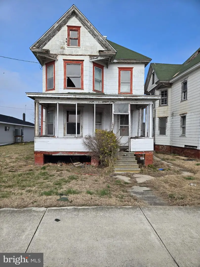 124 Maryland Ave, Crisfield, MD 21817 - #1