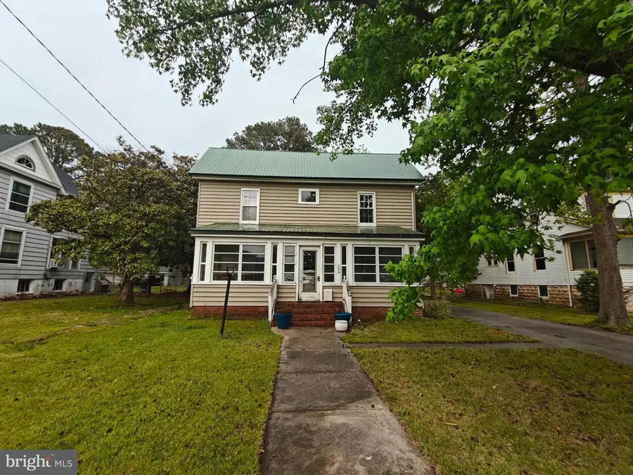 103 S Somerset Ave, Crisfield, MD 21817 - #2