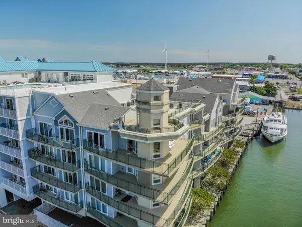 1 Dock St #402, CRISFIELD, MD 21817