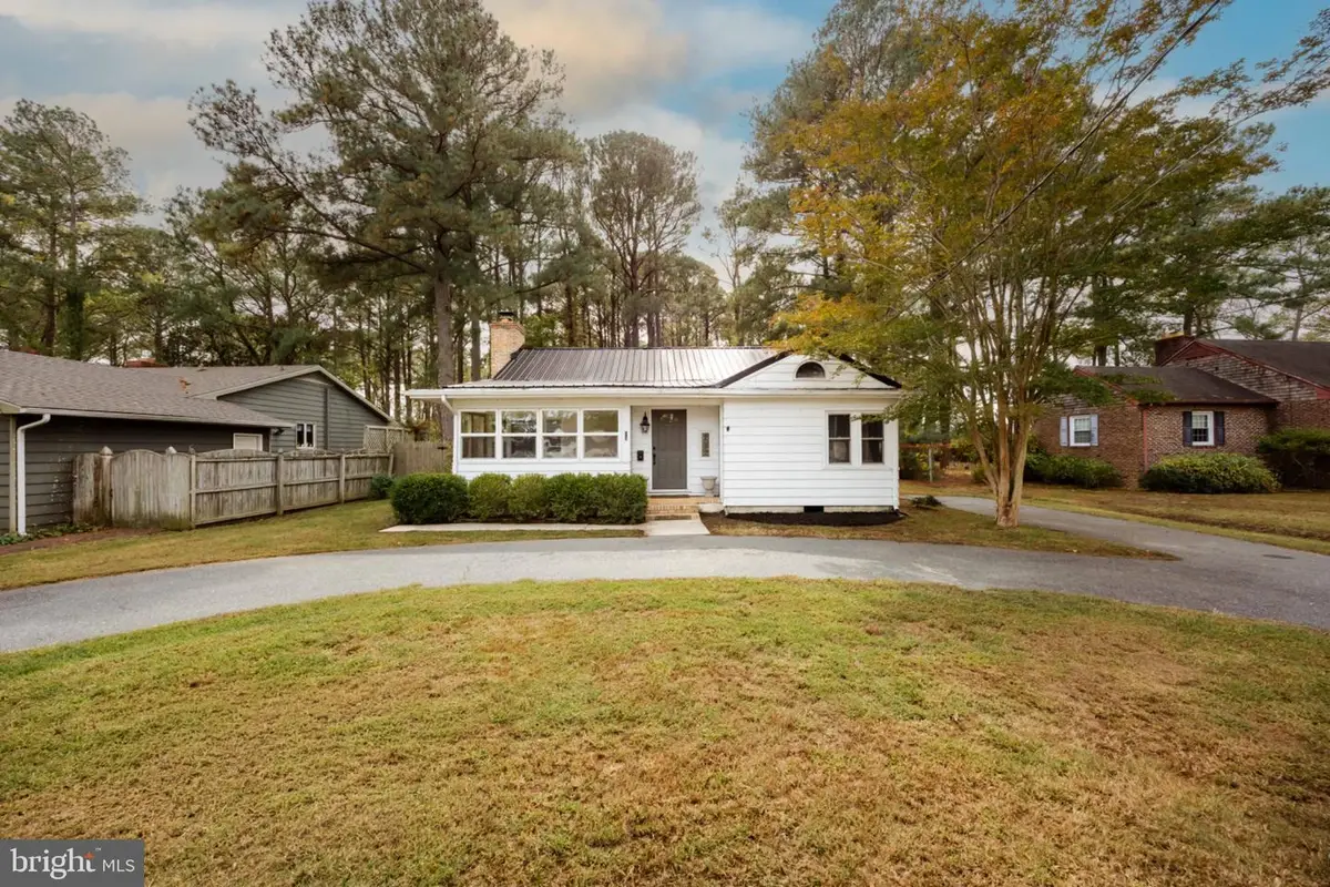13 Hall Hwy, Crisfield, MD 21817 - #1