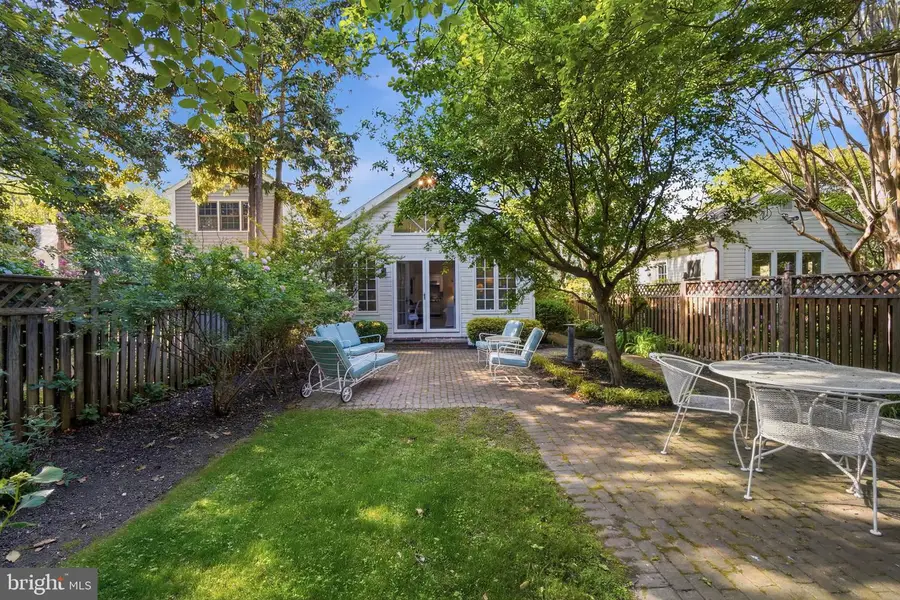 202 E Chestnut St, Saint Michaels, MD 21663 - #2