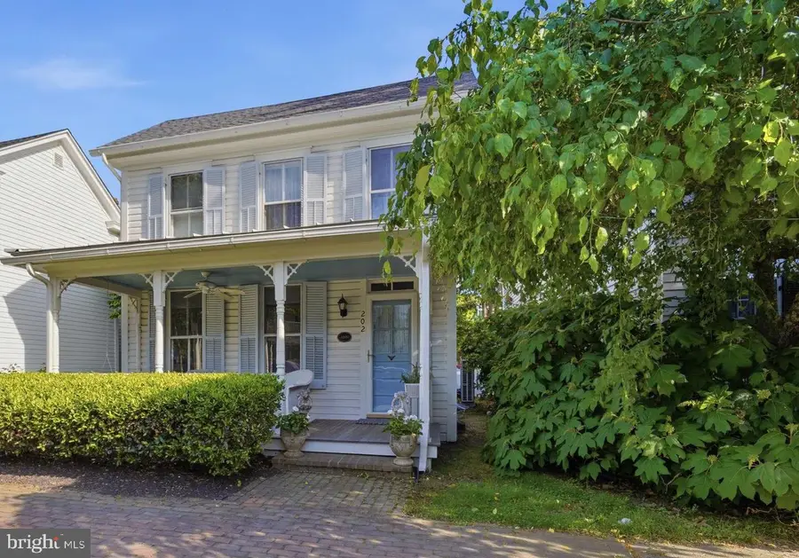 202 E Chestnut St, Saint Michaels, MD 21663 - #3
