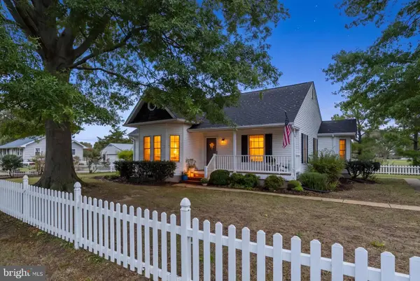 105 Pier St E, OXFORD, MD 21654