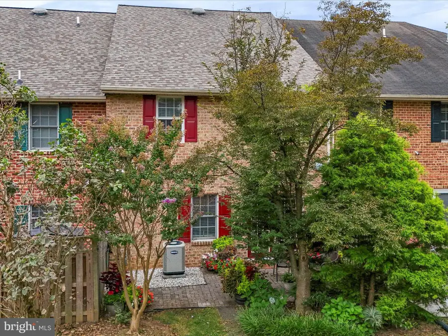 1221 Lindsay Ln, Hagerstown, MD 21742 - Image #3