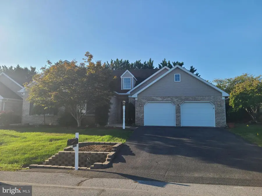 18727 Dover Dr, Hagerstown, MD 21742 - Image #3