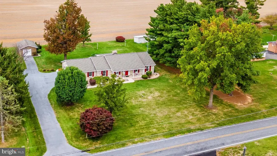 12720 Spickler Rd, Clear Spring, MD 21722 - Image #2