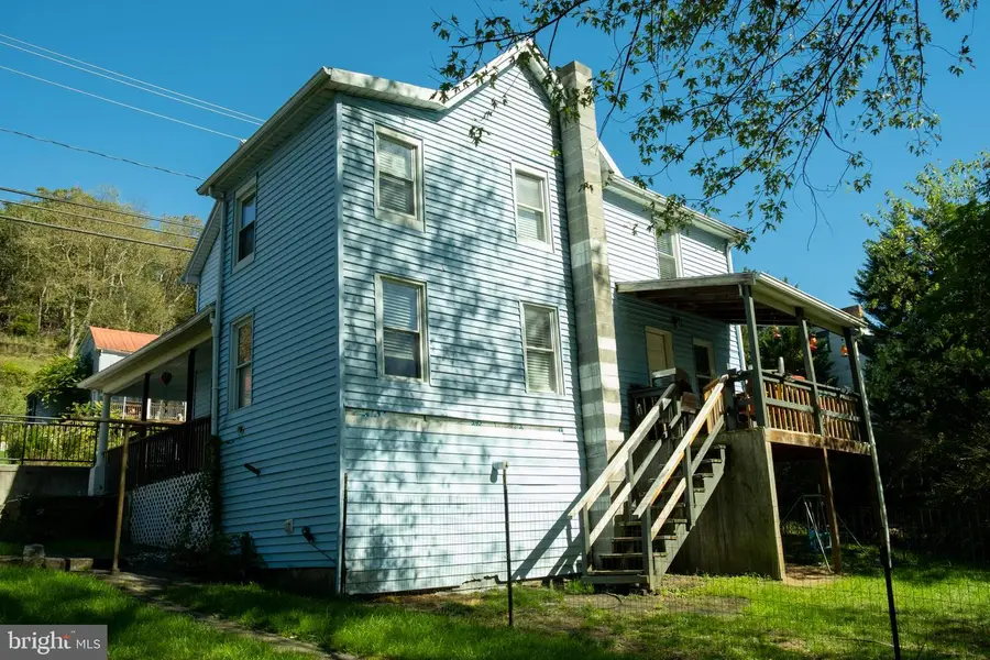 145 E Main St, Hancock, MD 21750 - Image #3