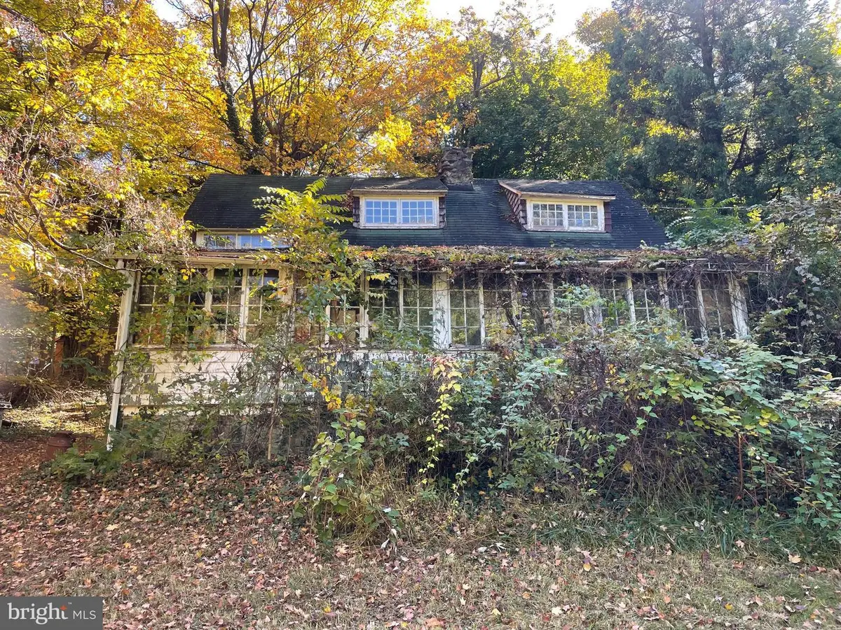 25513 Military Rd, Cascade, MD 21719 - Image #1